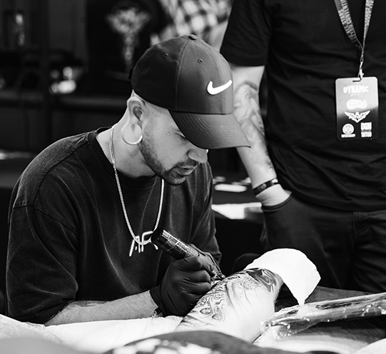 PRESS / MEDIA 33 Screenshot